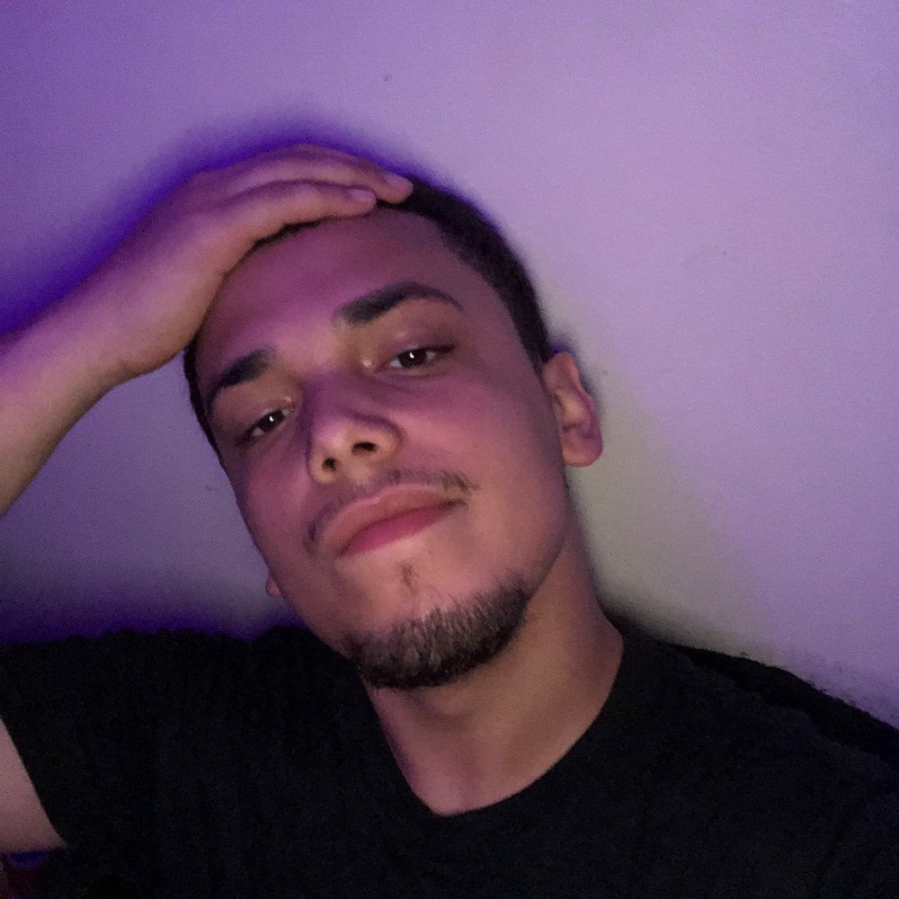 Meet your Posher, Aaron